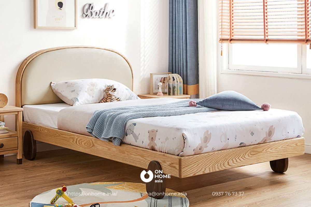 Mẫu giường ngủ cho bé gái làm từ gỗ tự nhiên