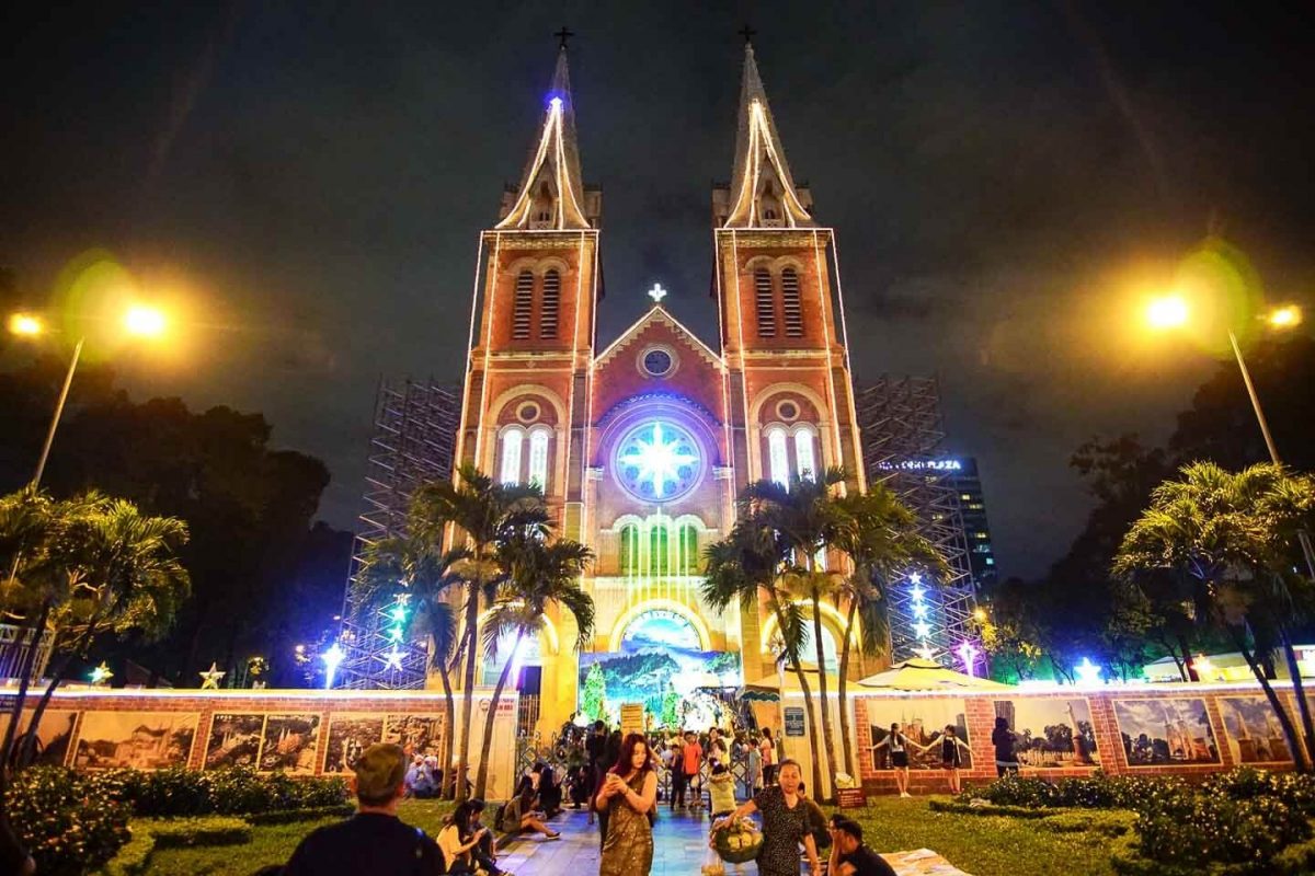 Chi tiết giờ lễ Giáng sinh giáo phận Sài Gòn mới nhất năm 2021 - Ảnh 2.
