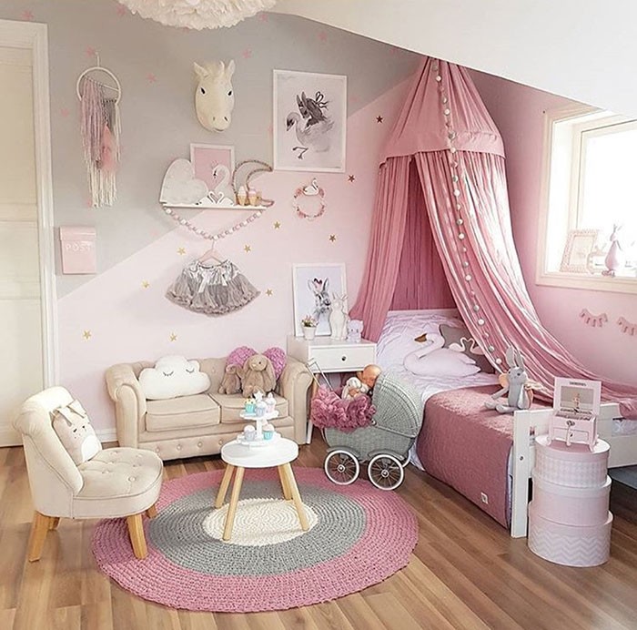 Mẫu phòng ngủ công chúa màu hồng dễ thương